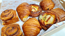 Load image into Gallery viewer, Assorted Pastries (8 pieces)